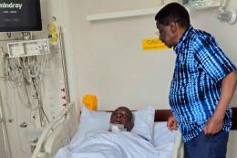File image of Siaya Governor James Orengo visiting Senator Godfrey Osotsi in hospital.